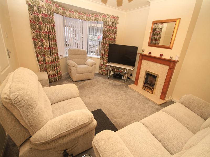 Farm Hill Road, Thorpe Edge, Bradford Sugdens Estate Agent